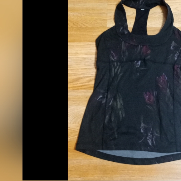 Lululemon Racerback Top - Picture 4 of 5